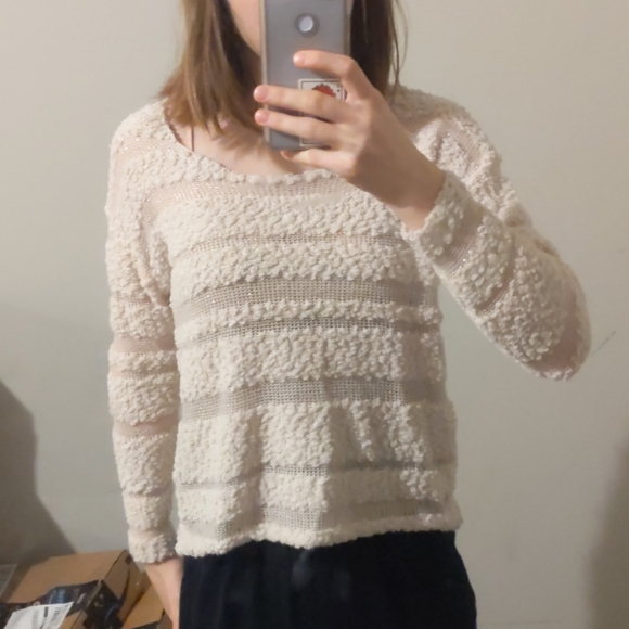 Ivory Sweater - Picture 1 of 2